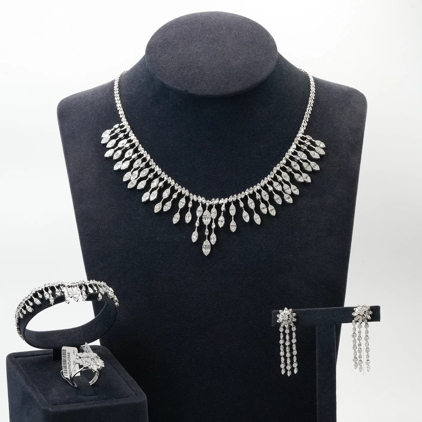     4 pc Diamond Set 