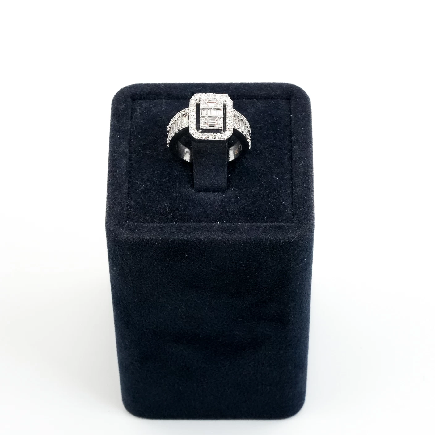 Women's Ring