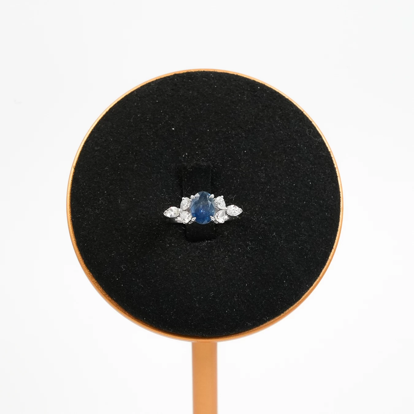 Women's Diamond Ring