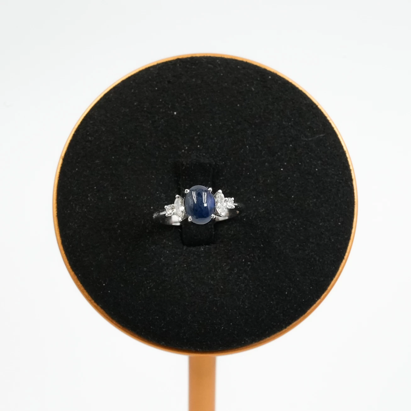 Women's Diamond Ring