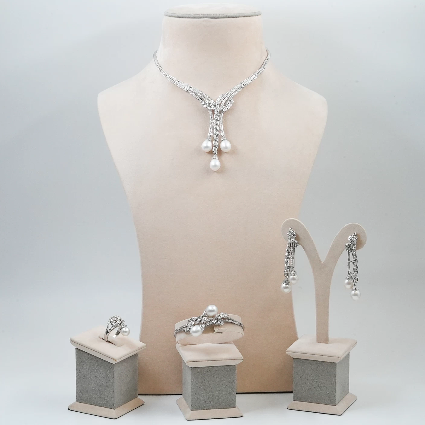     4 piece diamond Set - LOLO 