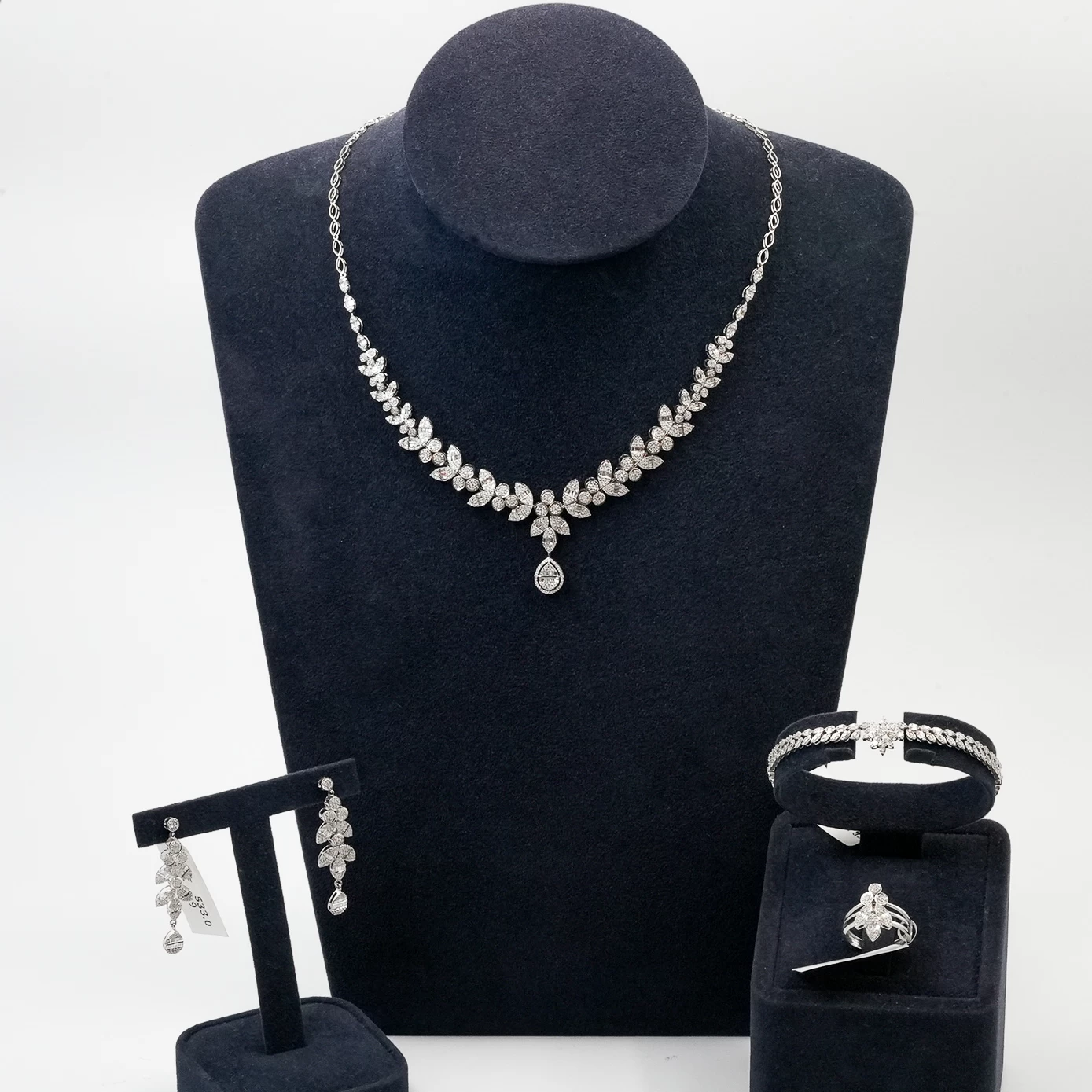 4 pc Diamond Set