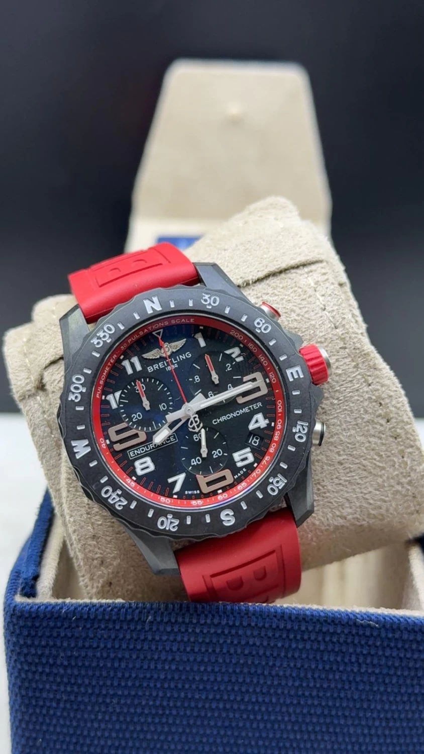     Breitling - Men's Watch 