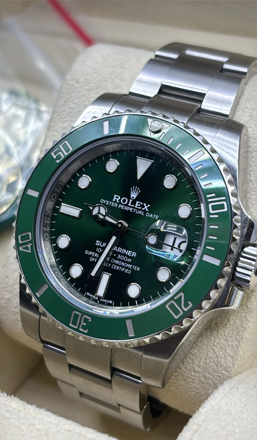    steel Rolex Hulk 