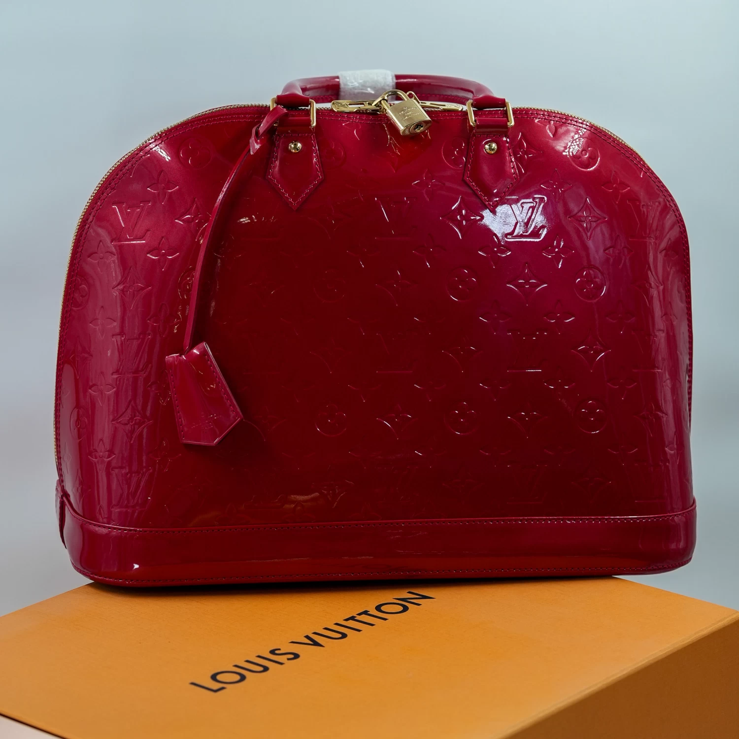     Louis Vuitton Alma bag - Red 