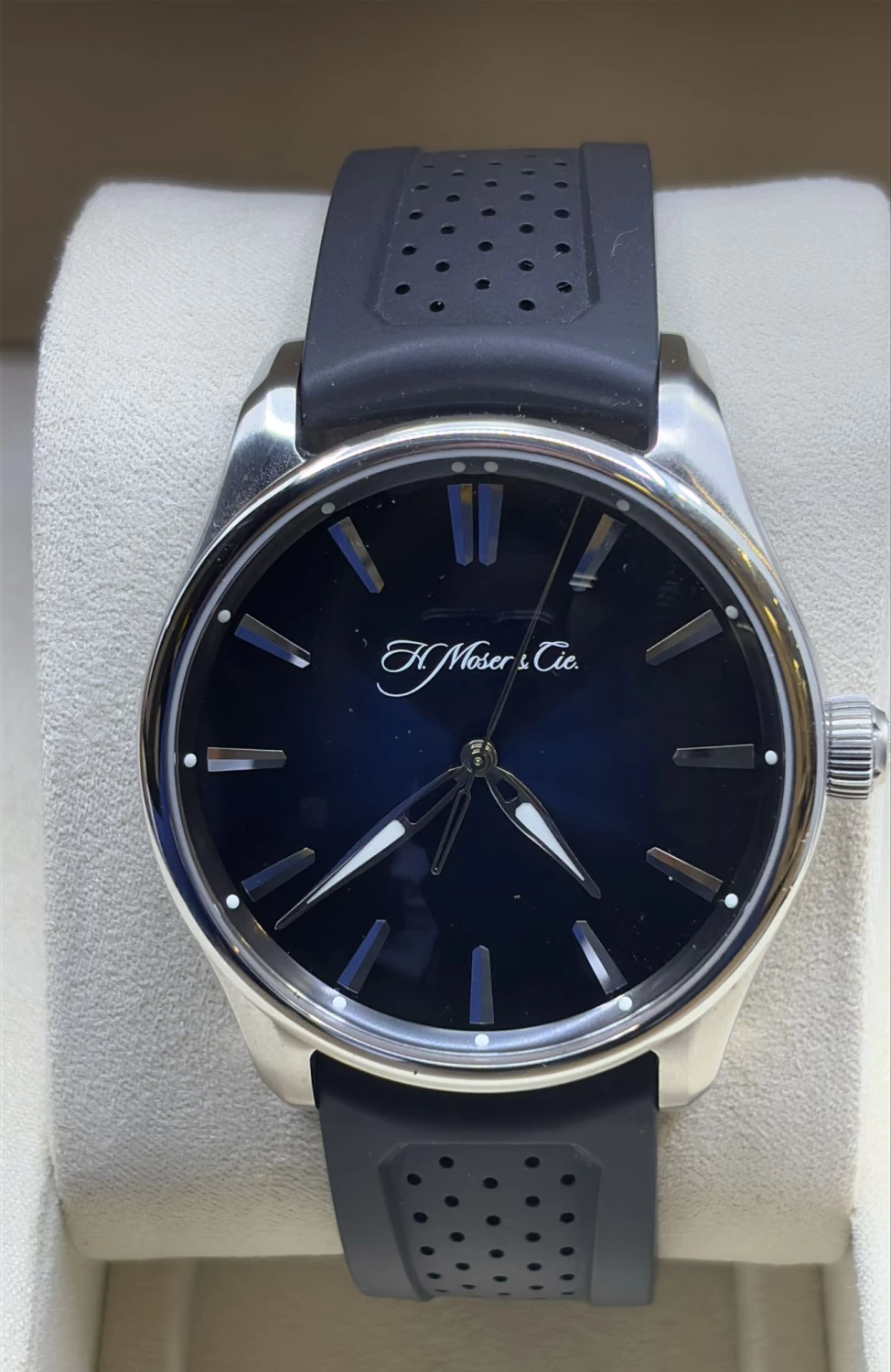     اتش موزر بايونيز سنتر 