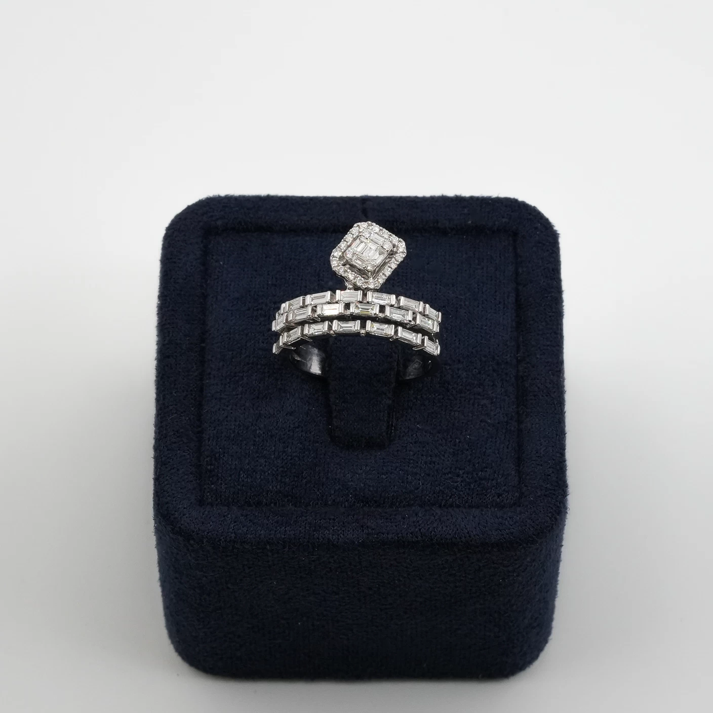     خاتم الماس للنساء 