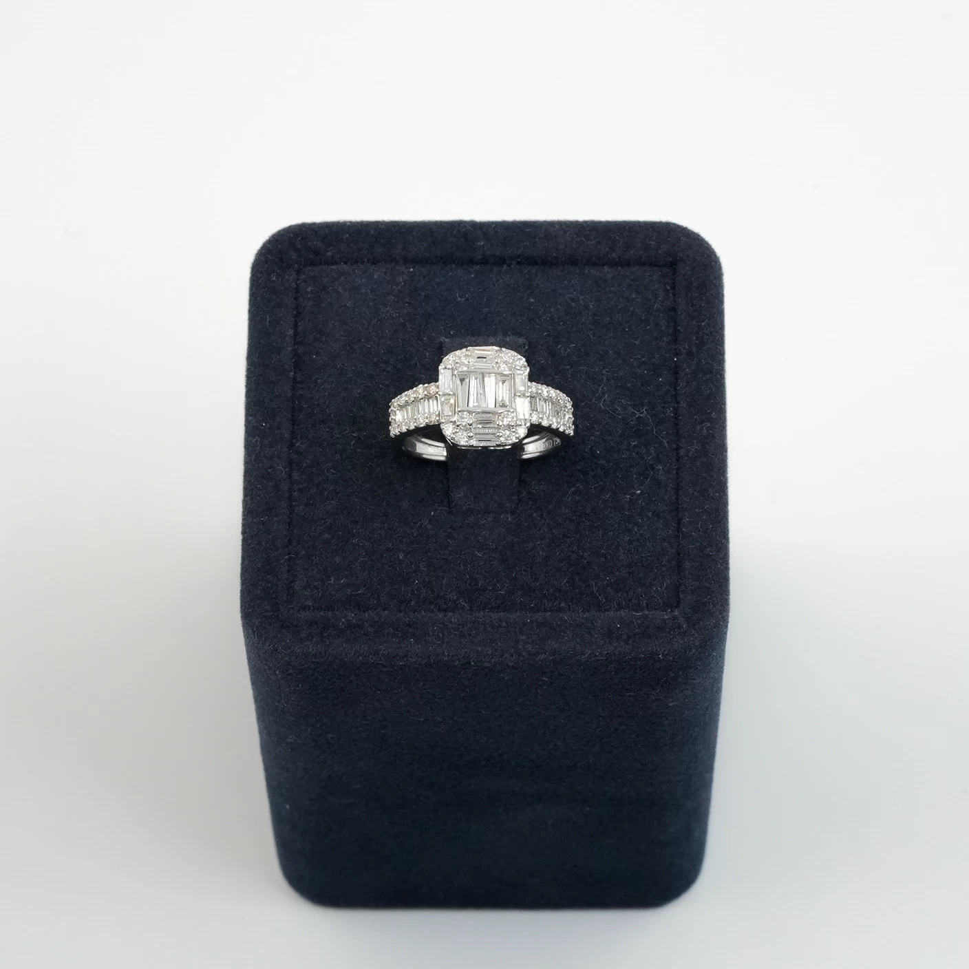 Women's Ring