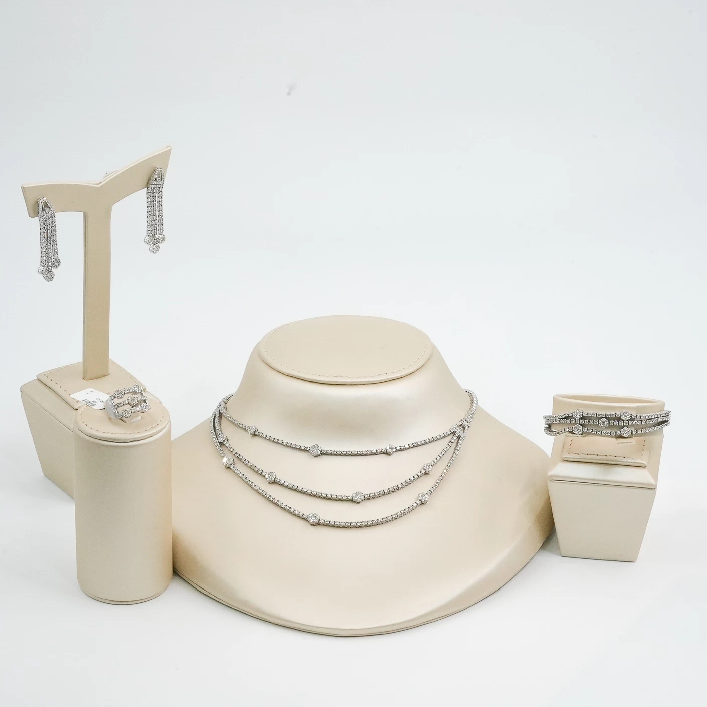     Diamond Set 4 pc 