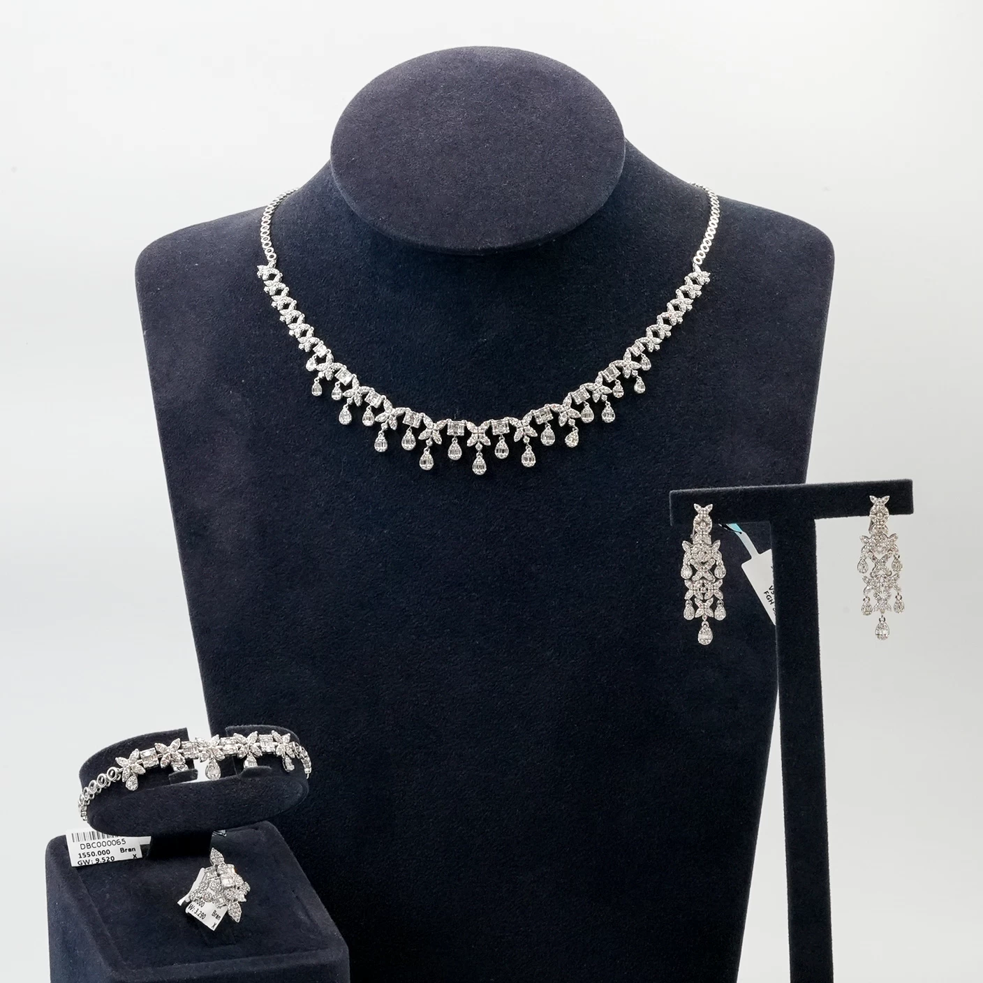     4 pc Diamond Set 
