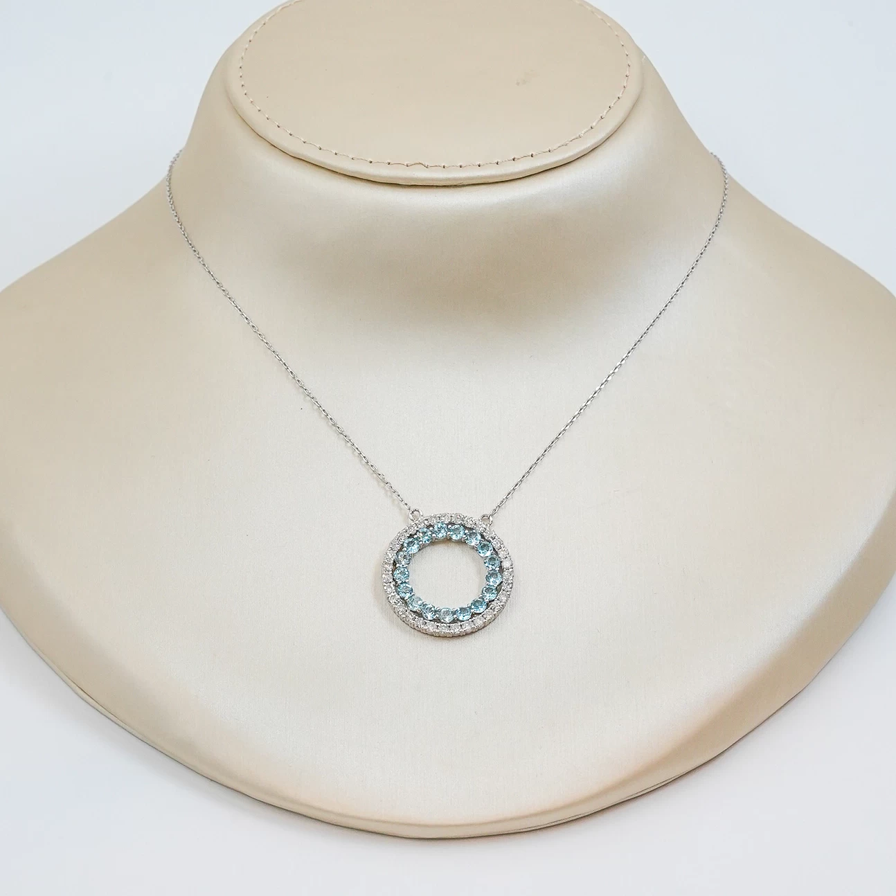     Diamond Necklace 