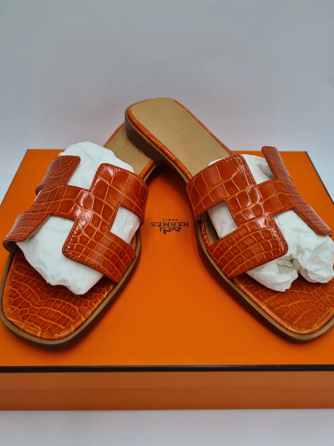     Hermes Leather Oran Flat Sandals- Size 39 