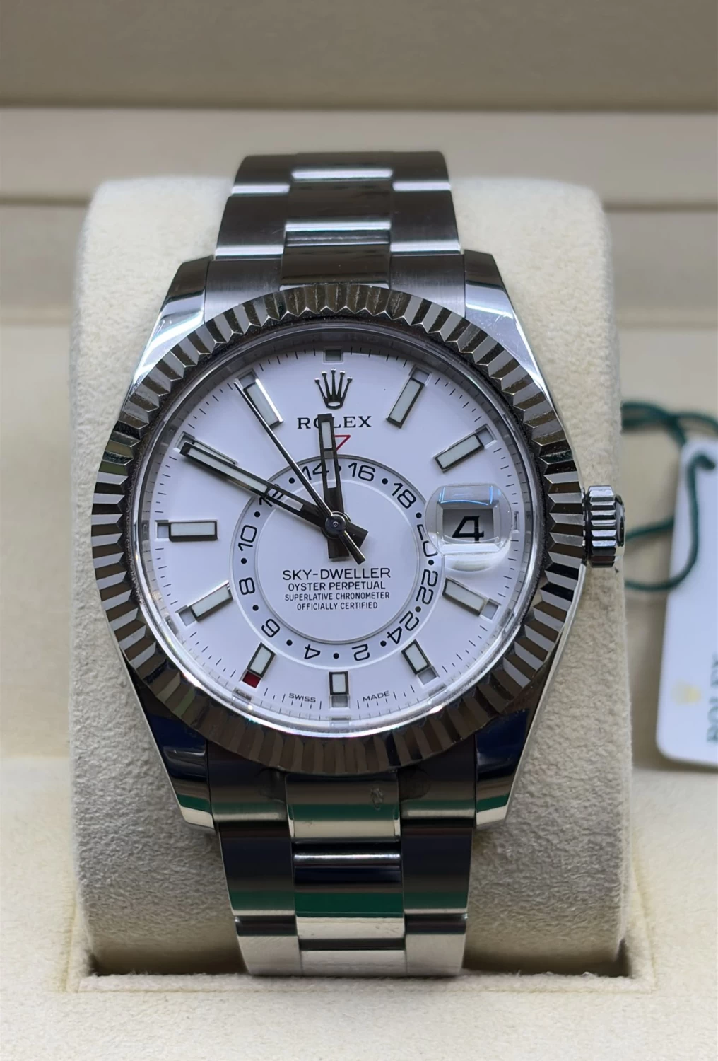     Rolex Sky-Dweller Oyster 