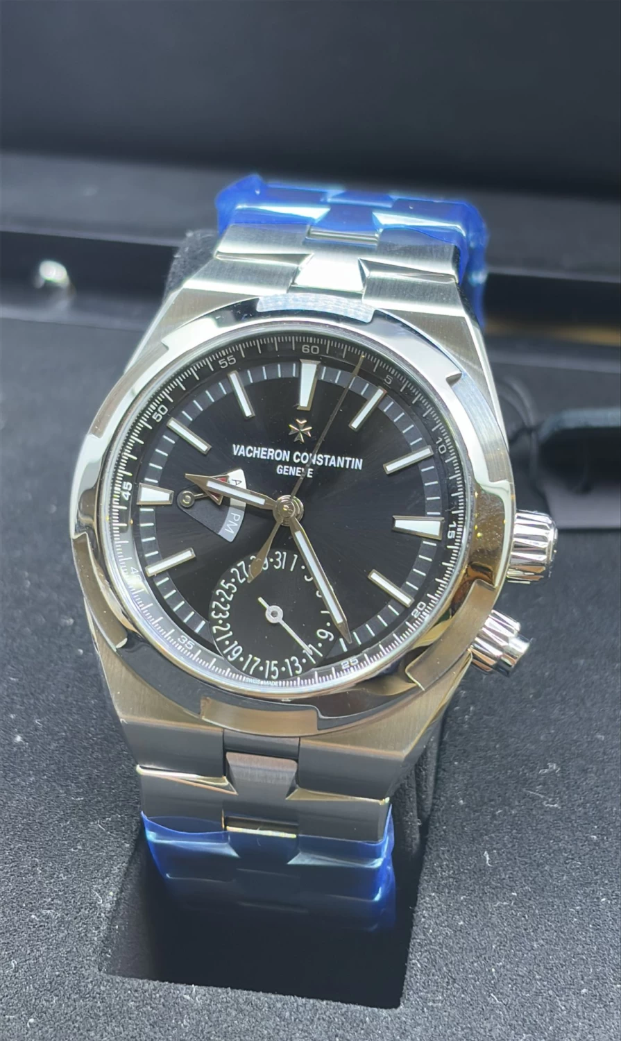     Vacheron Constantin Overseas Doll Time watch for men 