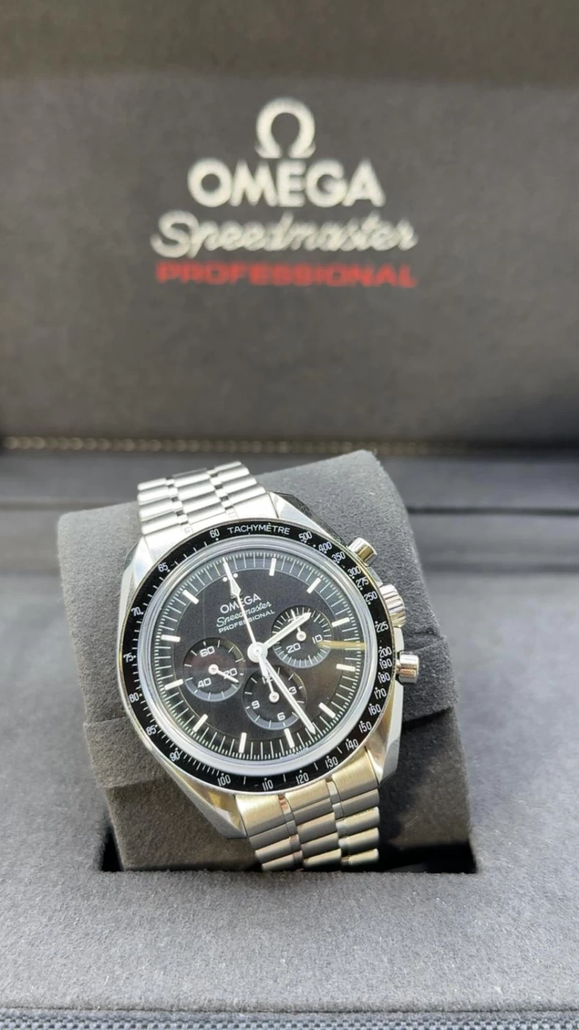     Omega Speedmaster 