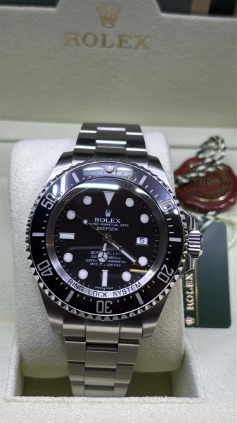 Rolex Sea-Dweller - Men