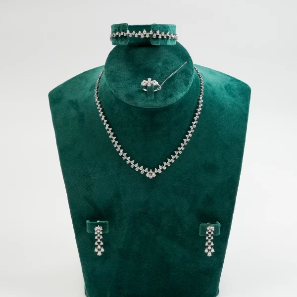 4 Pc Diamond Set
