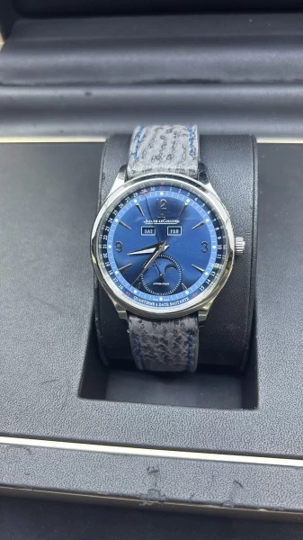 Jaeger-LeCoultre Master Control Calendar