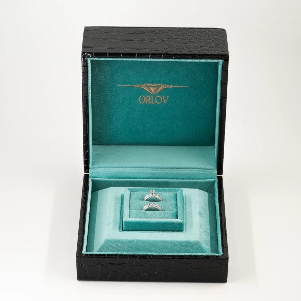 Women's Twin Diamond Ring