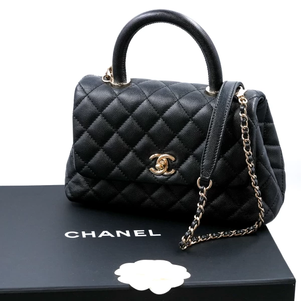 CHANEL - Coco handle