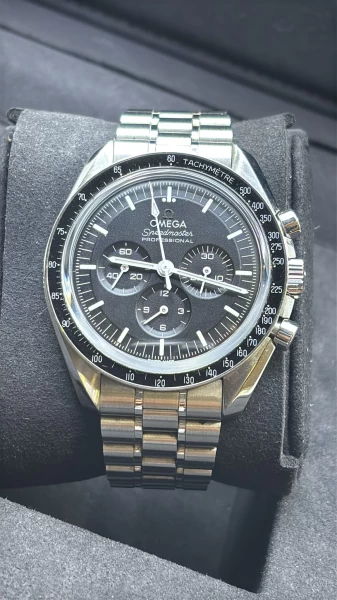 Omega Speedmaster Open Pack Case