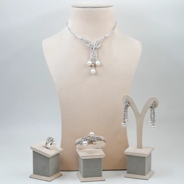 4 piece diamond Set - LOLO