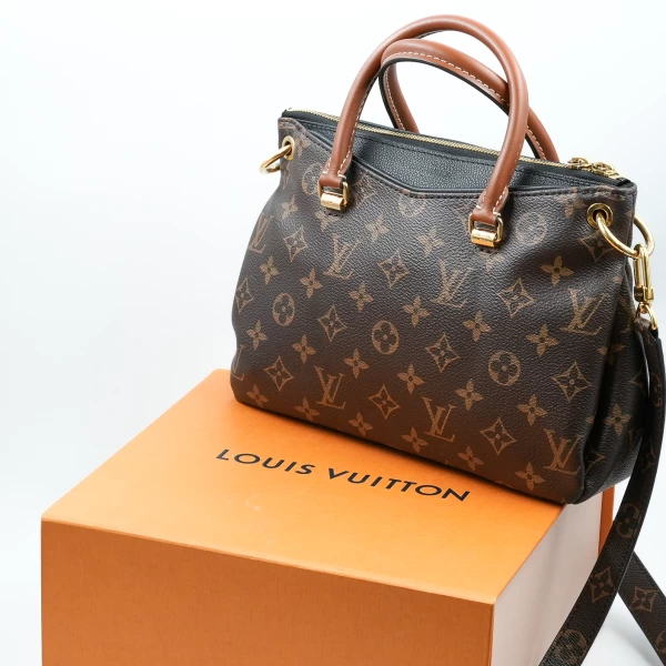 Louis Vuitton Pallas BB