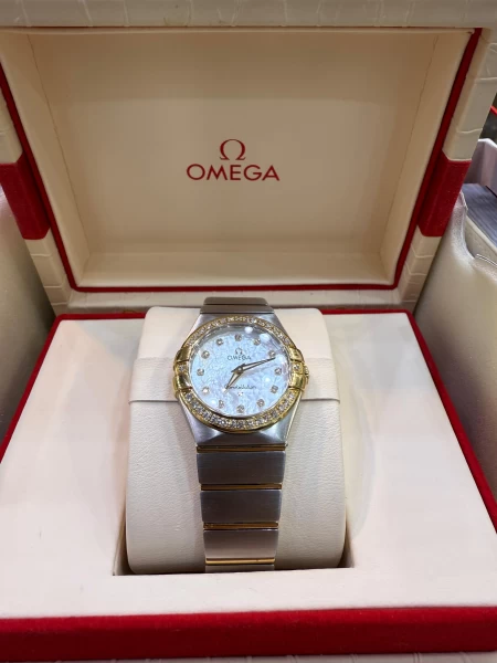Omega Constellation Manhattan 28mm