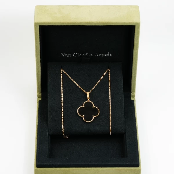 Van Cleef & Arpels Vintage Alhambra Pendant