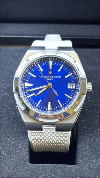 Vacheron Constantin Overseas - Men's watch