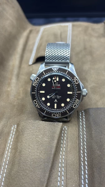Omega Seamaster Diver James Bond Special Edition