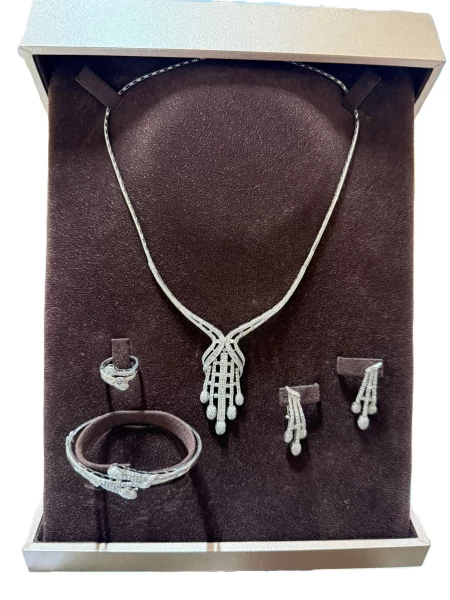 House of Kooheji Diamonds Set 18K White Gold Necklace, Earrings, Bracelet and Ring