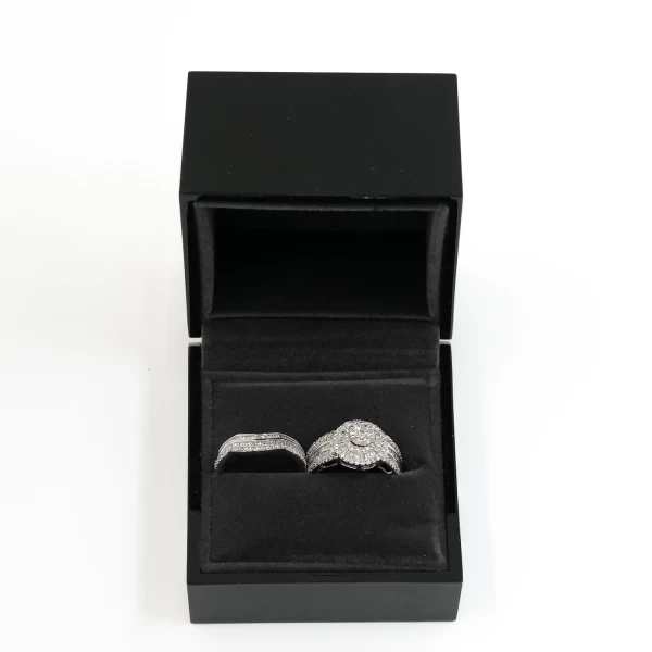 Ring Twins