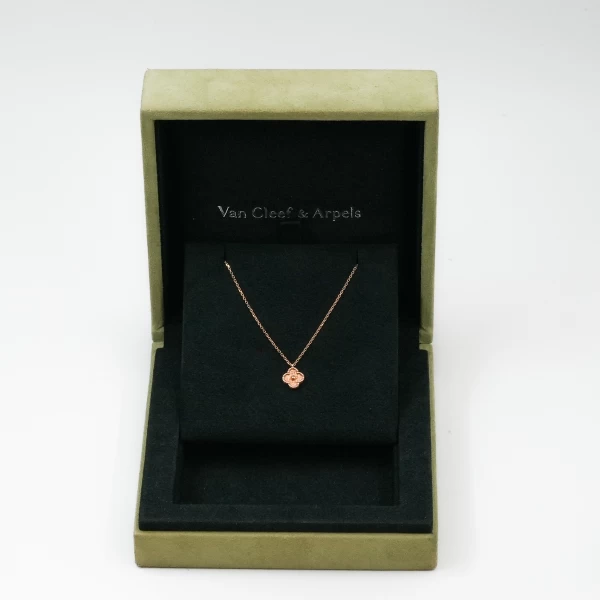 Van Cleef & Arpels Sweet Alhambra Yellow Gold Pendant