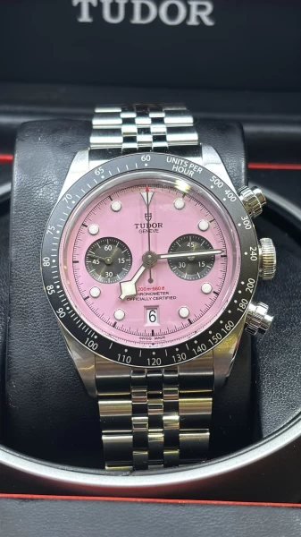 Tudor Black by Jubilee